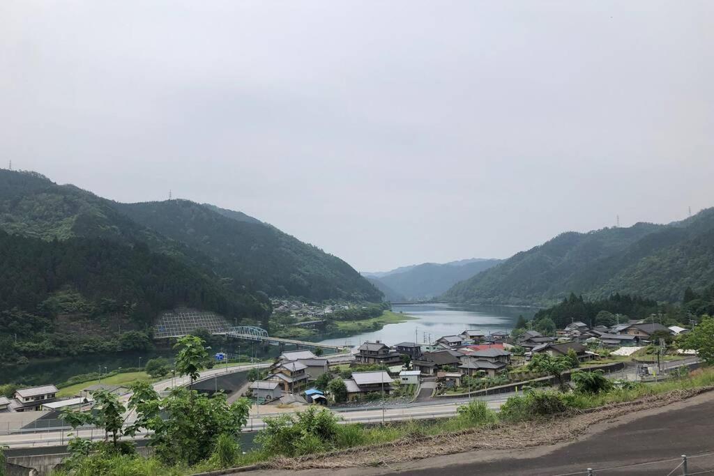 花緑里-Hanamidori-乙原のやど 岐阜下呂温泉郡上飛騨金山湖畔リゾート غوجو المظهر الخارجي الصورة